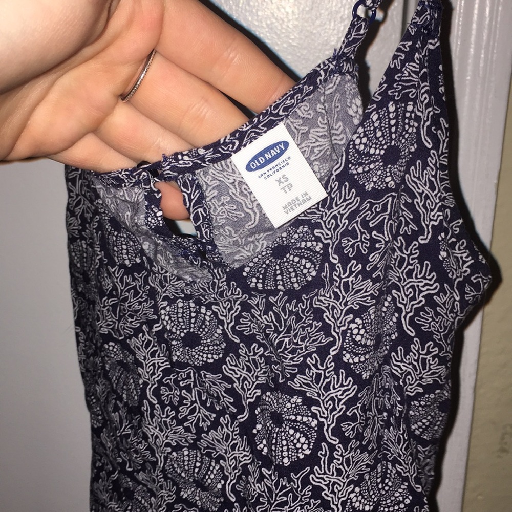 Blue Shell Tank Top - Picture 3 of 4